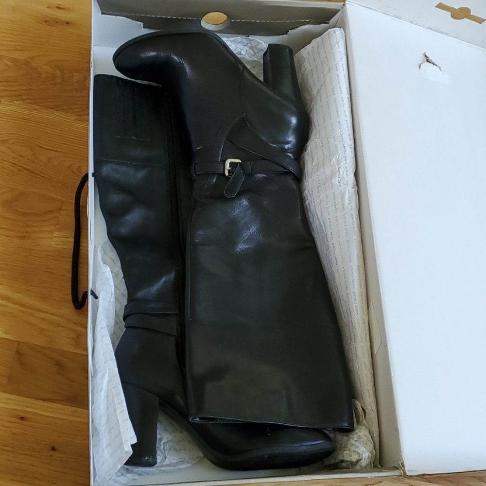 Marc Fisher MF Kevins Boots in Original Box